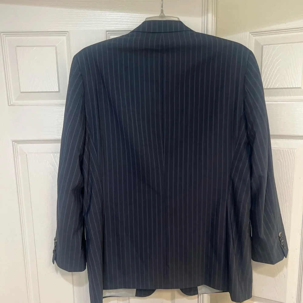 Boss Hugo Boss Mens gray Pin Striped 2 Button Suit Jacket Wool Blend Size 42R‎